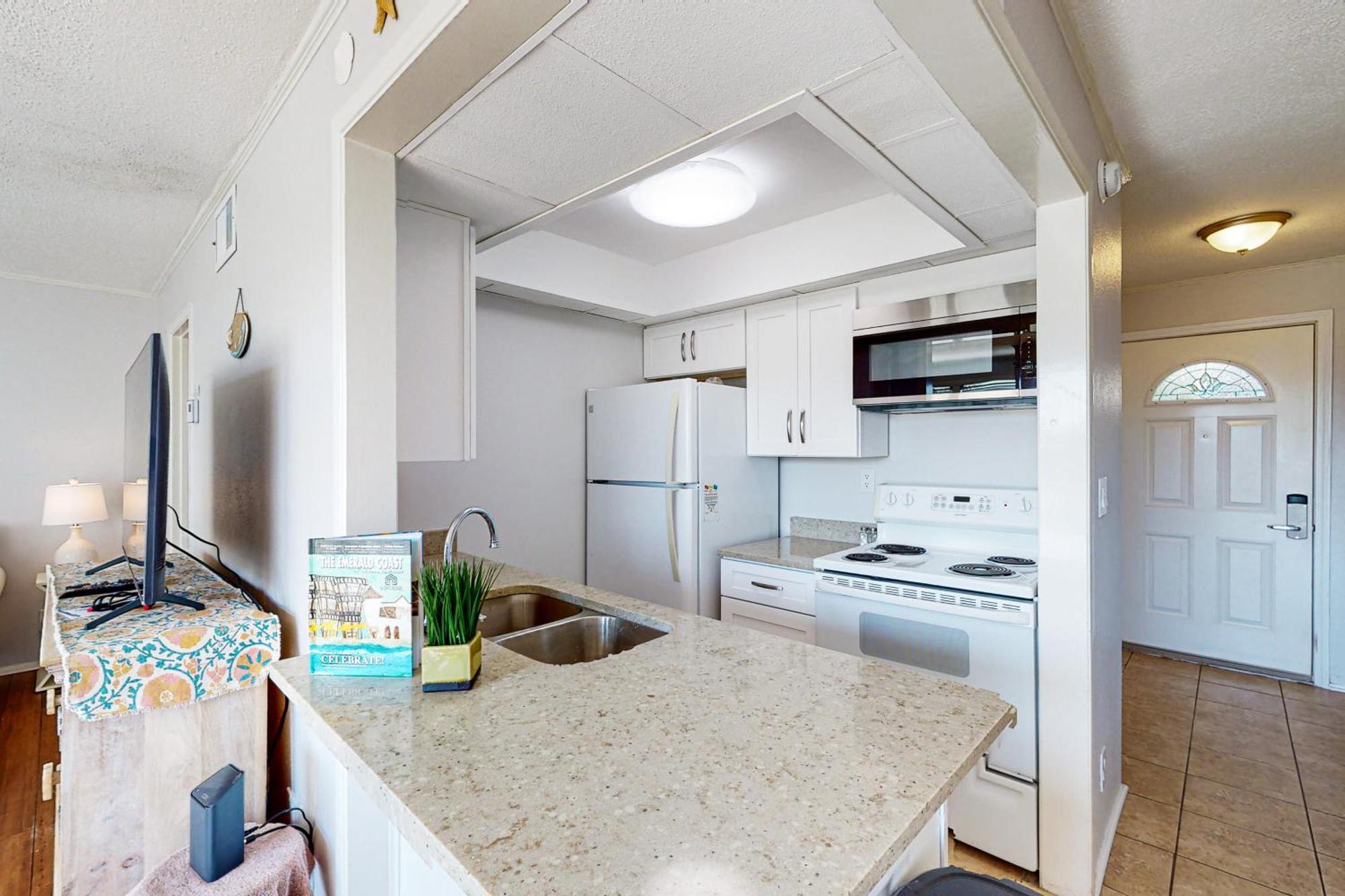​Sandpiper Cove Destin Room photo